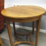 605 7195 LAMP TABLE